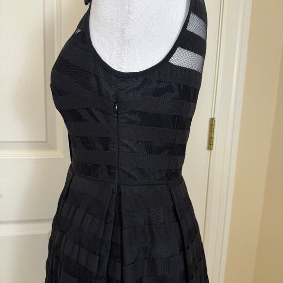 Trina Turk Ashley Shirtdress Size 0 fit & flare buttoned sheer stripe tulle EUC - Picture 6 of 9